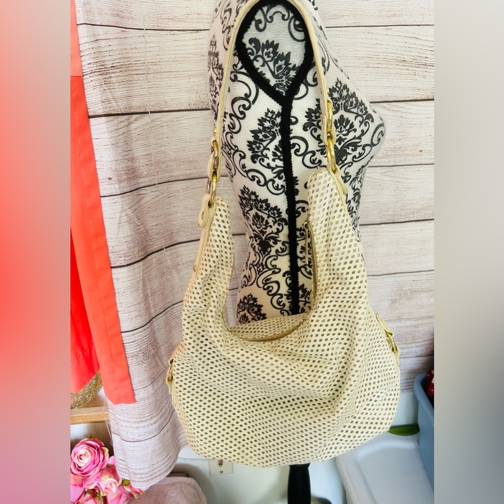 Olivia+Joy Women’s Cream Faux Leather Cut Out Perforated Hobo Shoulder Bag - Picture 4 of 8